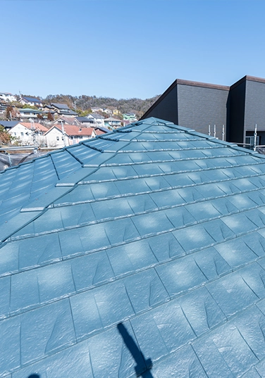 屋根葺き替え工事Roof Replacement