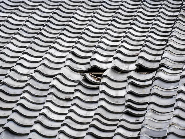 瓦のズレ・浮き